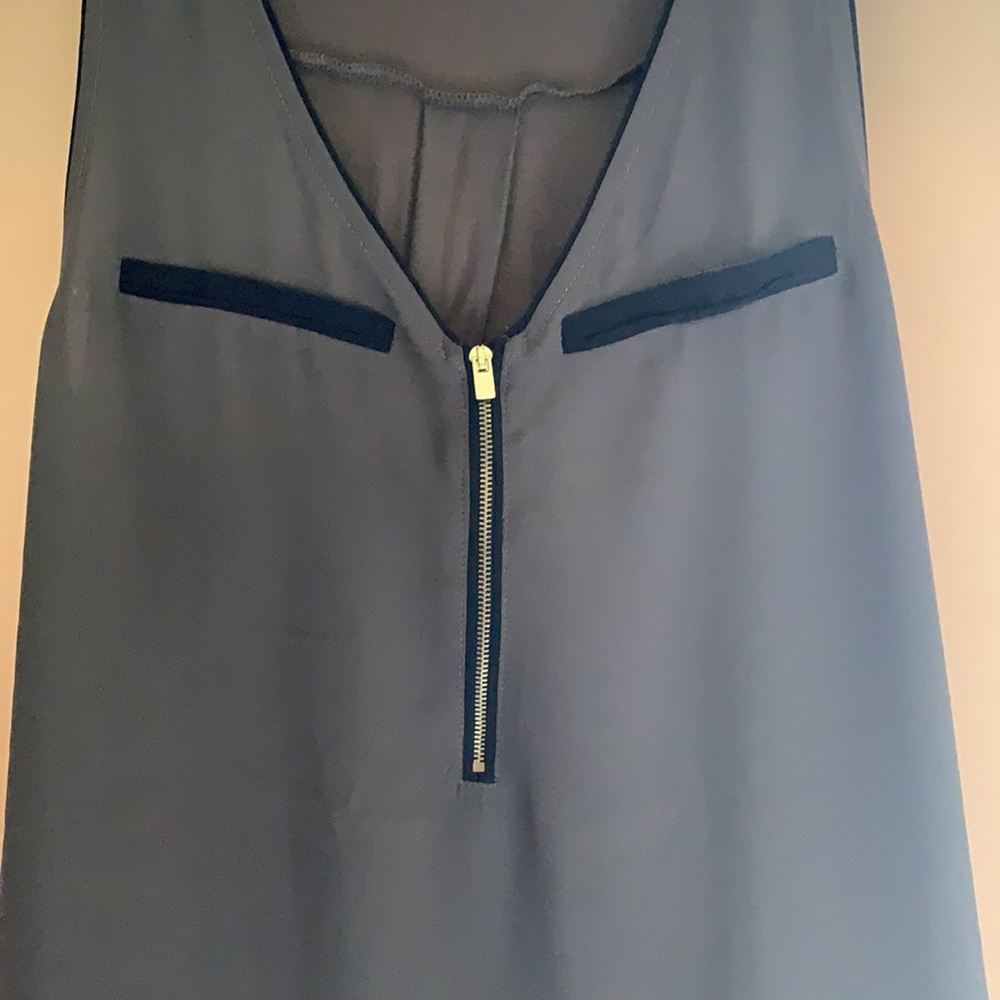 Express Tank Top - Picture 2 of 3